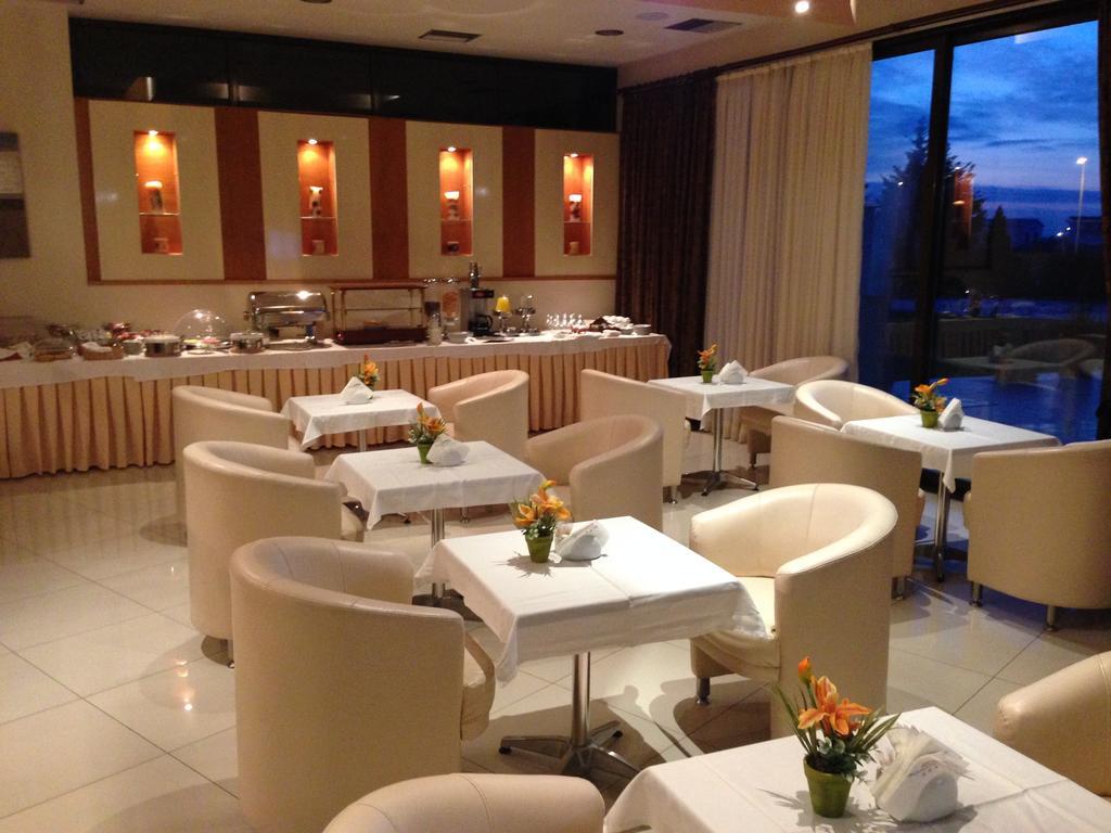 Achillio 3* Komotini