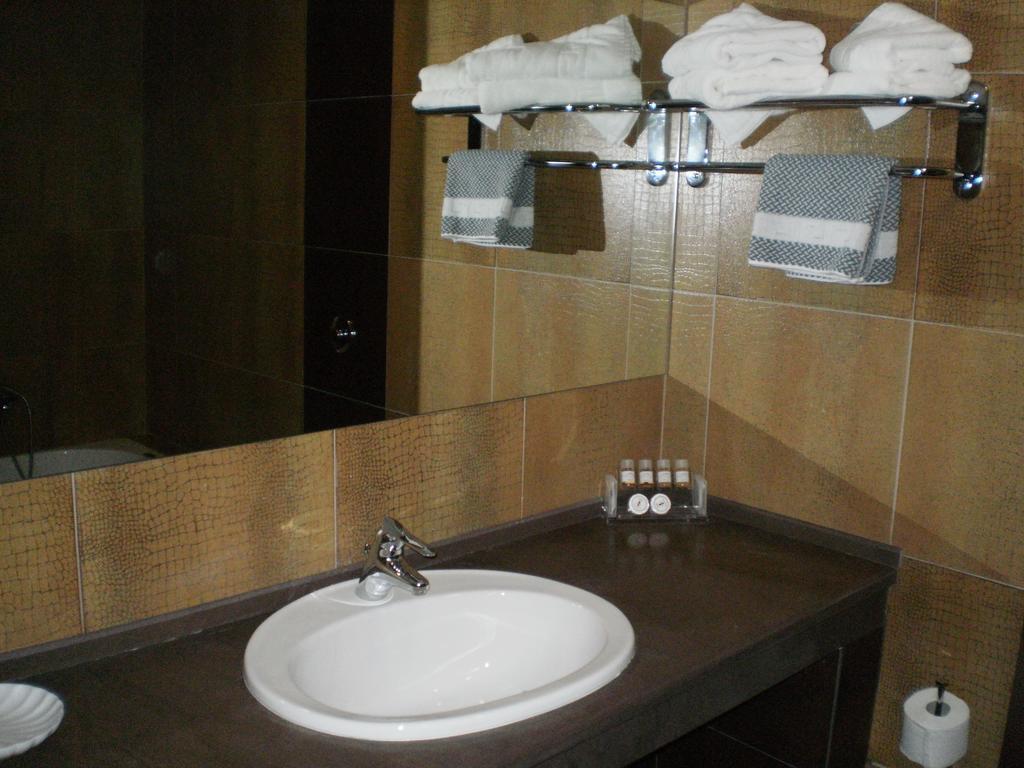 Achillio Otel 3*
